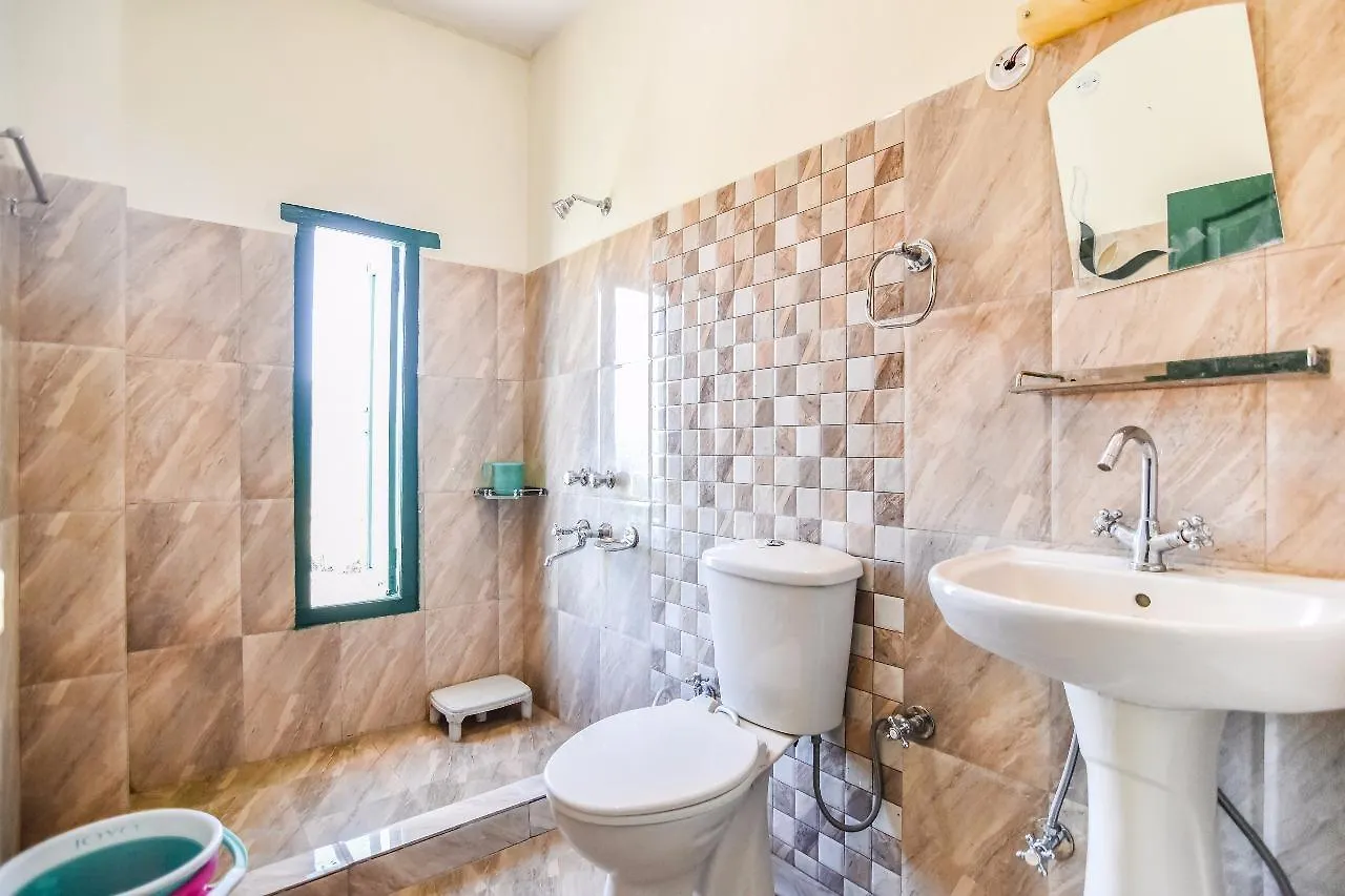 ** Hotel Trimurti Pine Valley Resort Shimla Índia